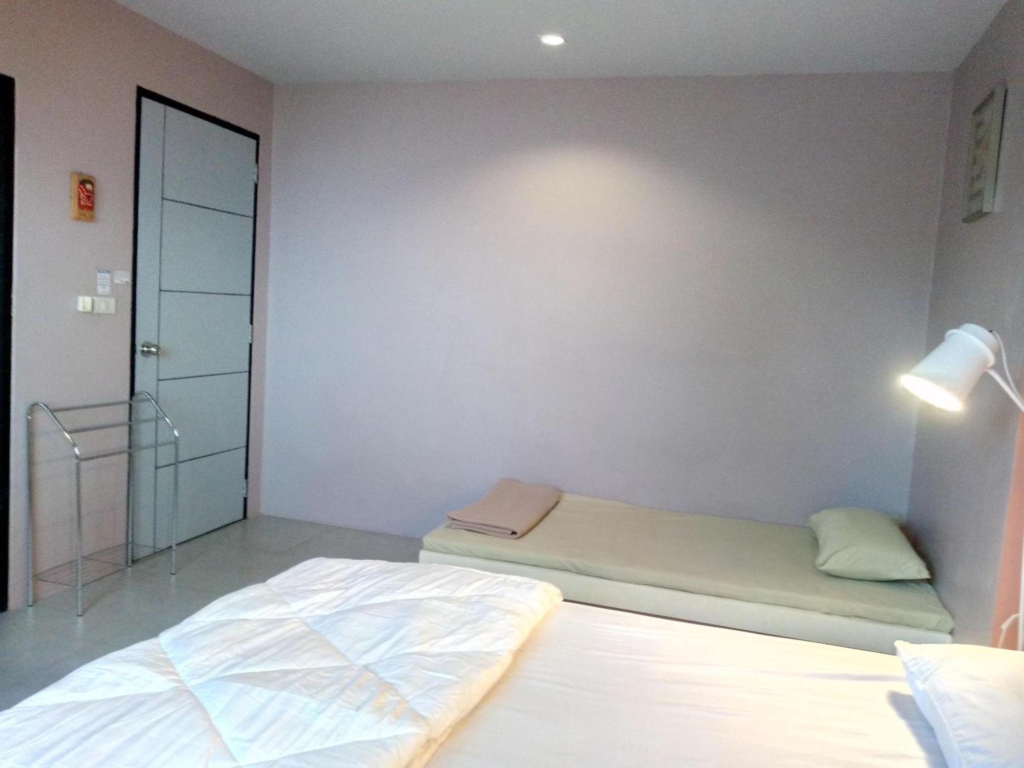 In Phuket House Hotel Exterior photo