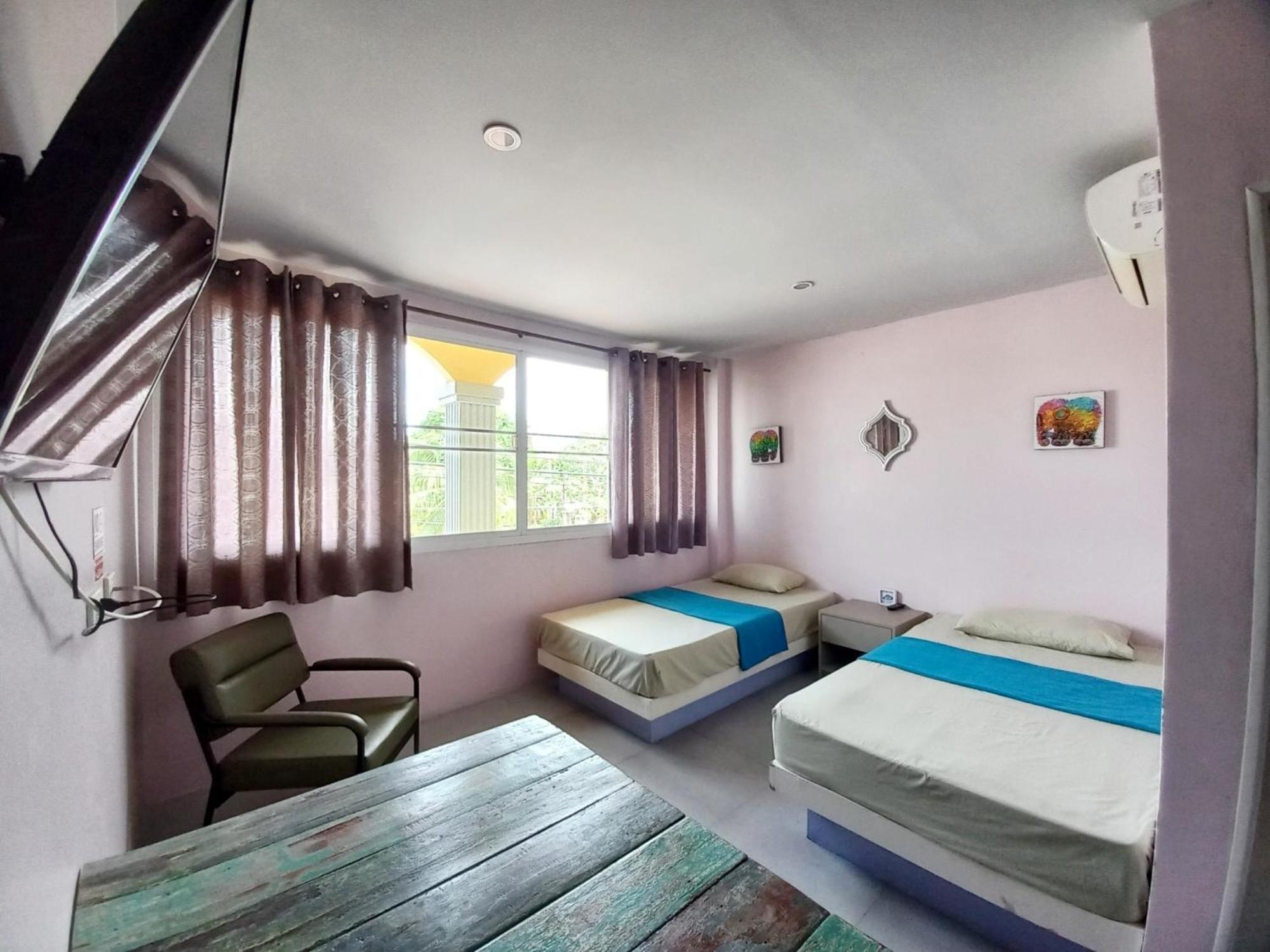 In Phuket House Hotel Exterior photo