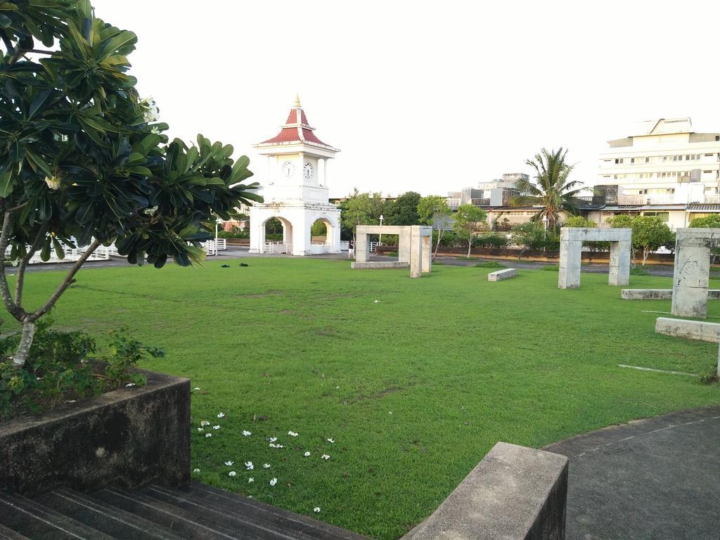 In Phuket House Hotel Exterior photo
